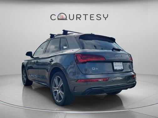 2025 Audi Q5 45 S line quattro Premium