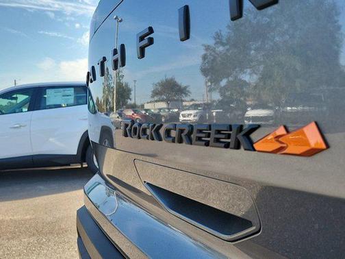 2025 Nissan Pathfinder Rock Creek 4WD