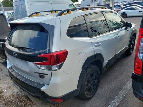Crystal White Pearl 2022 Subaru Forester Wilderness