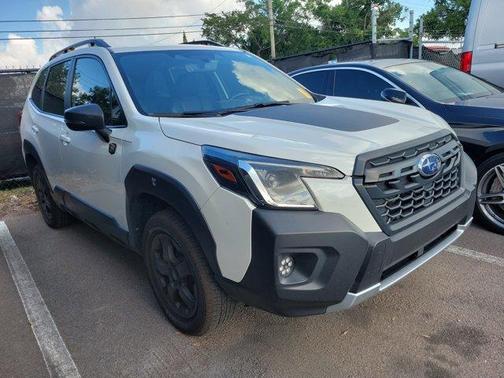 Crystal White Pearl 2022 Subaru Forester Wilderness