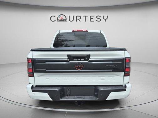 Glacier White 2026 Nissan Frontier PRO-X