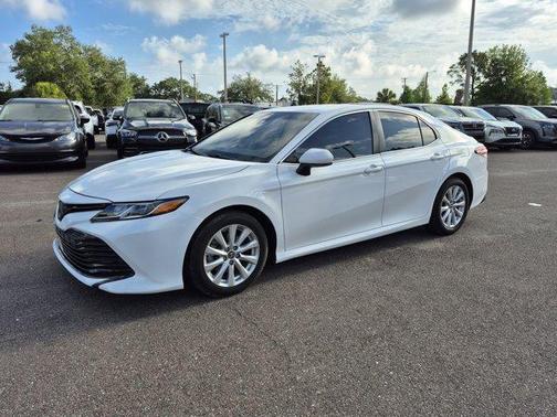 Super White 2019 Toyota Camry L