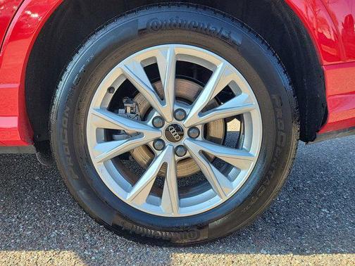2024 Audi Q3 Premium 45 TFSI S line quattro Tiptronic