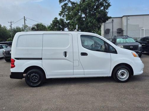 Fresh Powder 2021 Nissan NV200 S