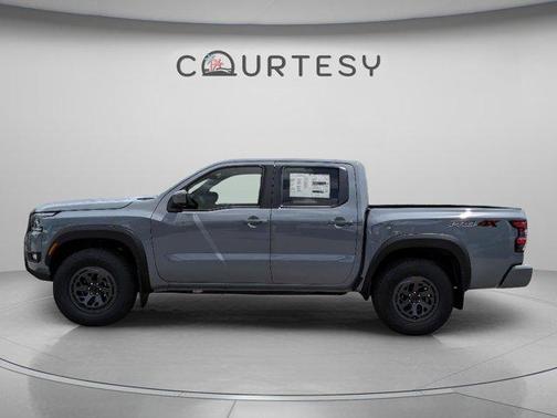 Boulder Gray Metallic 2026 Nissan Frontier PRO-4X