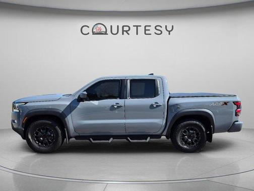 Boulder Gray Metallic 2024 Nissan Frontier PRO-X