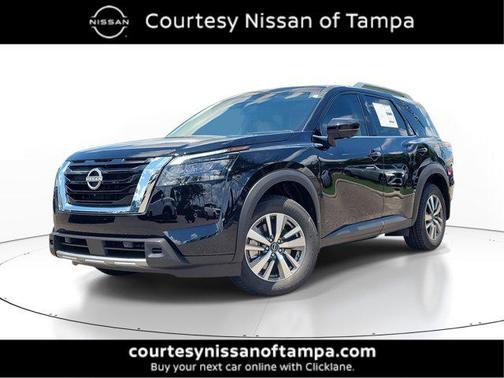 2025 Nissan Pathfinder SL FWD