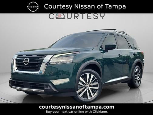 2023 Nissan Pathfinder Platinum