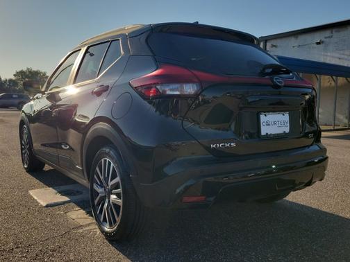 2024 Nissan Kicks SV