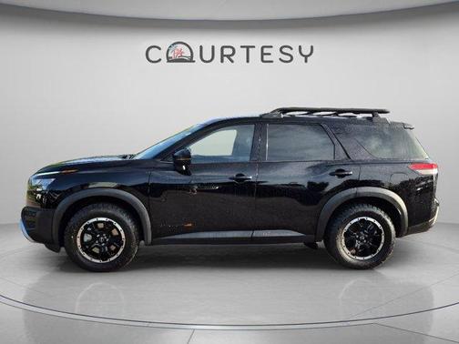 Black 2023 Nissan Pathfinder Rock Creek