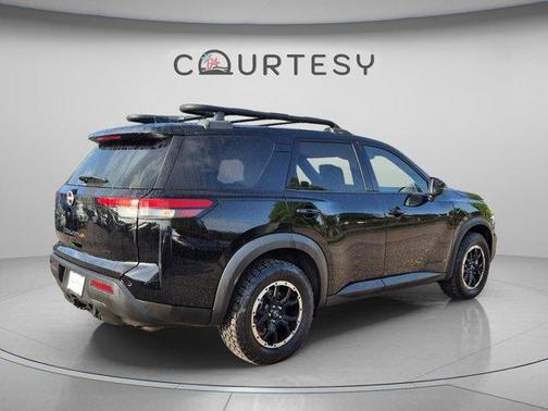 Black 2023 Nissan Pathfinder Rock Creek