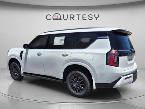 Aspen White Tricoat 2026 Nissan Armada SV