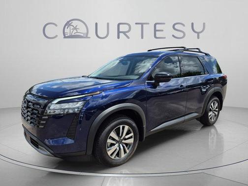 Deep Ocean Blue 2026 Nissan Pathfinder SL