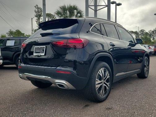 2025 Mercedes-Benz GLA 250 Base