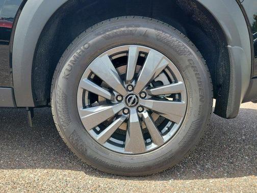 2025 Nissan Pathfinder SV FWD