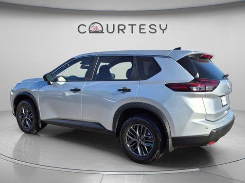 Brilliant Silver Metallic 2025 Nissan Rogue S