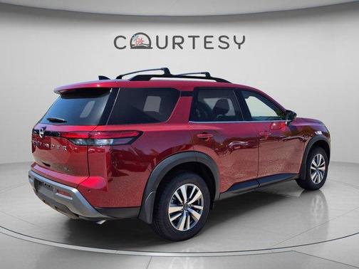 Scarlet Ember 2026 Nissan Pathfinder SL