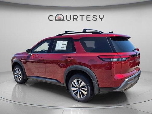 Scarlet Ember 2026 Nissan Pathfinder SL