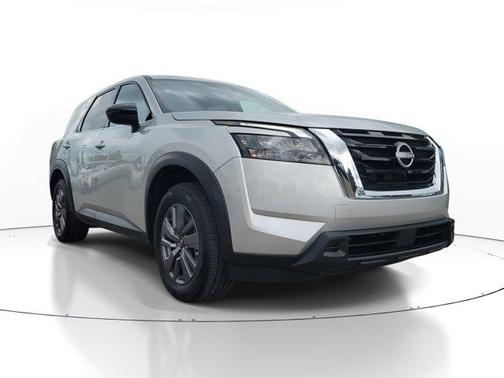 2024 Nissan Pathfinder S FWD