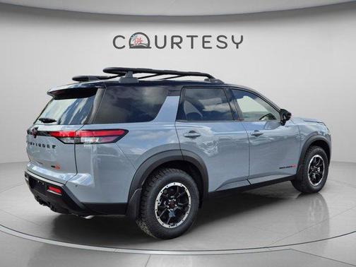 Boulder Gray Metallic 2026 Nissan Pathfinder Rock Creek