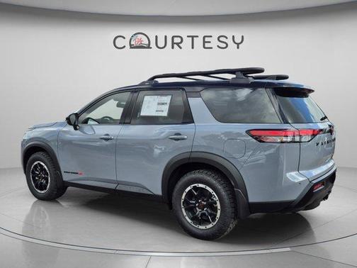 Boulder Gray Metallic 2026 Nissan Pathfinder Rock Creek