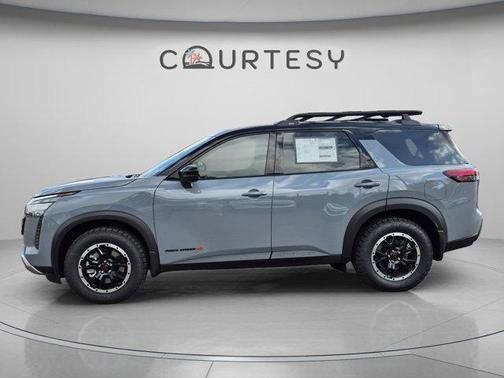 Boulder Gray Metallic 2026 Nissan Pathfinder Rock Creek