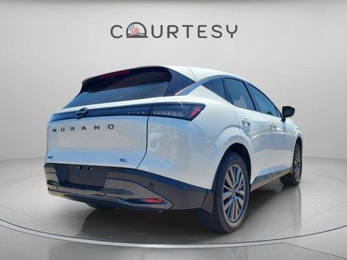 Everest White P 2026 Nissan Murano SL