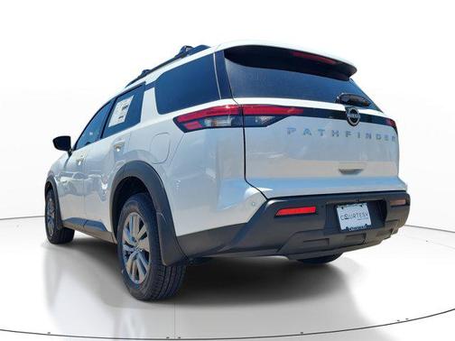 2025 Nissan Pathfinder SV FWD