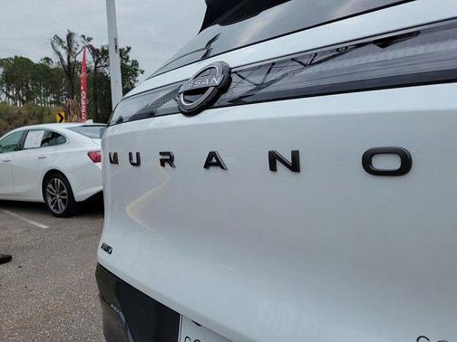 2025 Nissan Murano SL