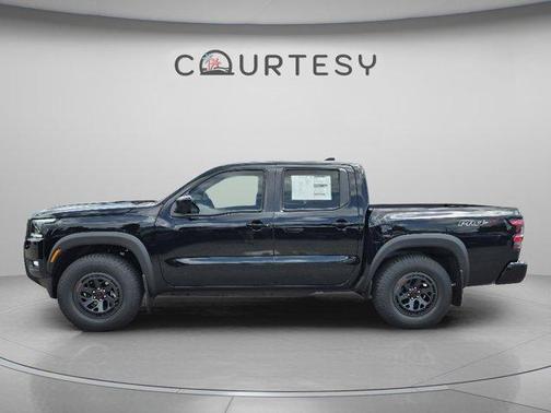 Super Black 2026 Nissan Frontier PRO-X