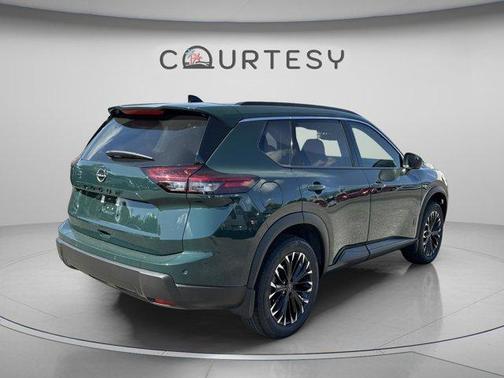Obsidian Green 2026 Nissan Rogue Dark Armor