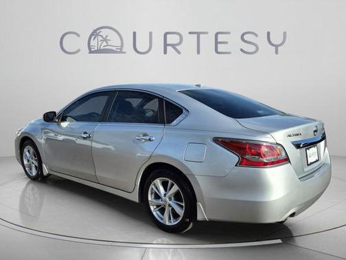 Brilliant Silver 2015 Nissan Altima 2.5 SV
