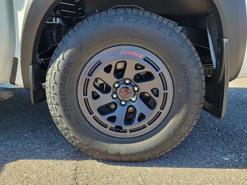 2025 Nissan Frontier PRO-X