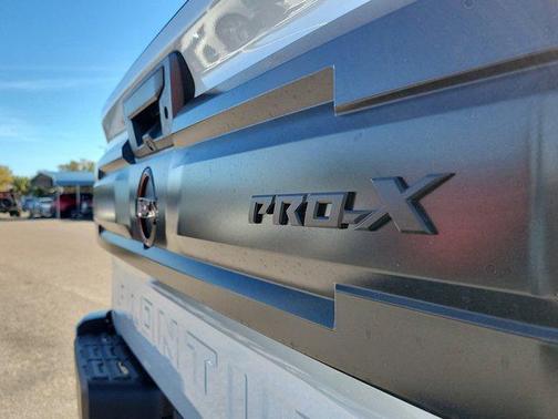 2025 Nissan Frontier PRO-X