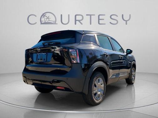Super Black 2026 Nissan Kicks S