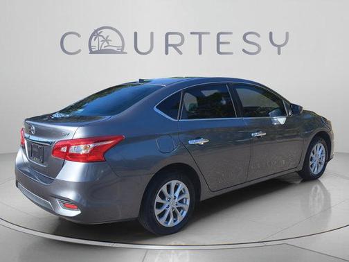 Gun Metallic 2018 Nissan Sentra SV
