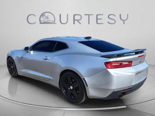 Silver Ice Metallic 2018 Chevrolet Camaro 1LT