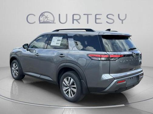 Gun Metallic 2026 Nissan Pathfinder SL
