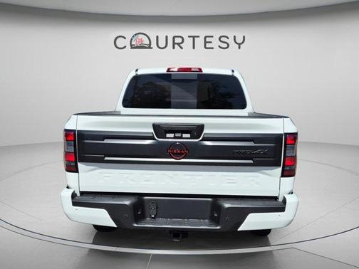 Glacier White 2026 Nissan Frontier PRO-4X