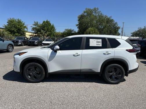 Everest White P 2026 Nissan Rogue SV