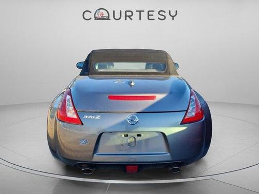 2018 Nissan 370Z Touring Sport