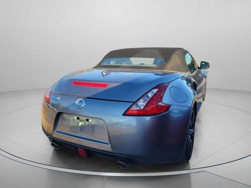 2018 Nissan 370Z Touring Sport