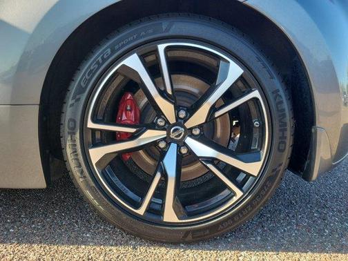 2018 Nissan 370Z Touring Sport