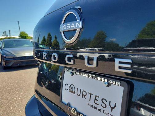 2025 Nissan Rogue S