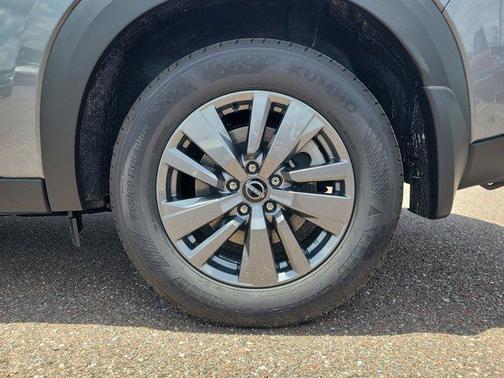 2025 Nissan Pathfinder SV FWD