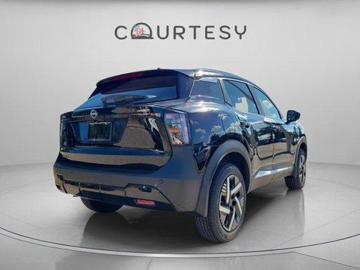 Super Black 2026 Nissan Kicks SV