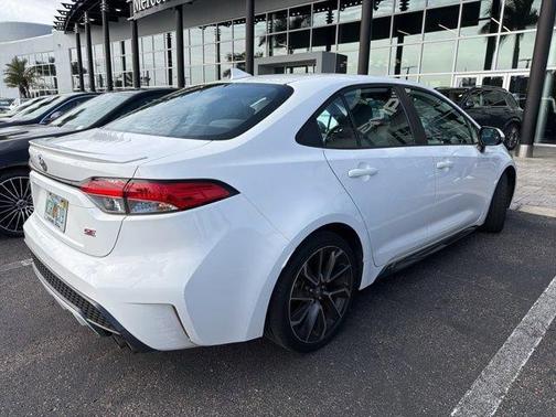 Super White 2020 Toyota Corolla SE