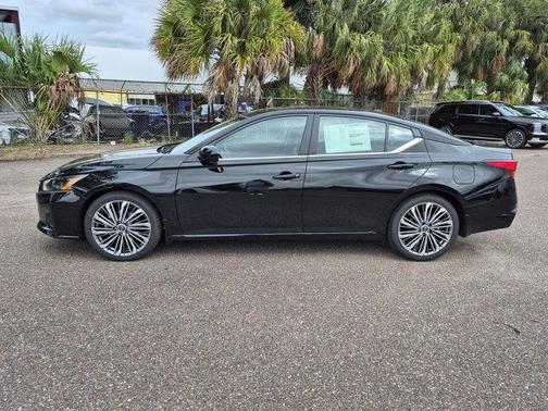 Super Black 2026 Nissan Altima SV