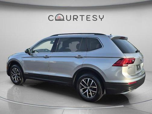 Pyrite Silver Metallic 2019 Volkswagen Tiguan 2.0T SE