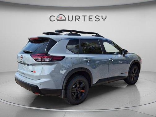 Boulder Gray Pearl 2026 Nissan Rogue Rock Creek
